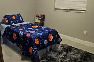 5500 Roosevelt St, Hollywood, FL 33021 - Photo 9