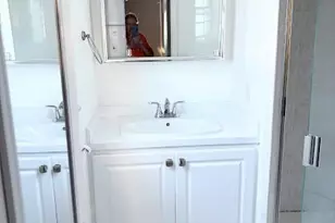 660 Tennis Club Dr, Fort Lauderdale, FL 33311 - Photo 11