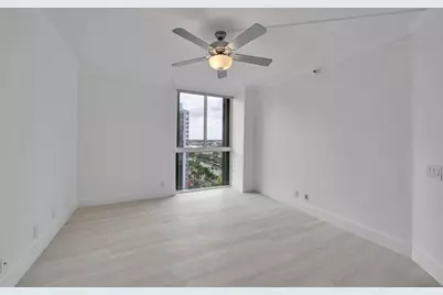 3640 Yacht Club Drive #1501, Aventura, FL 33180 - Photo 5