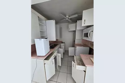 4058 Harwood #4058, Deerfield Beach, FL 33442 - Photo 5