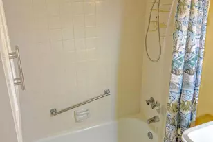 339 Knotty Pine Cir, Greenacres, FL 33463 - Photo 19