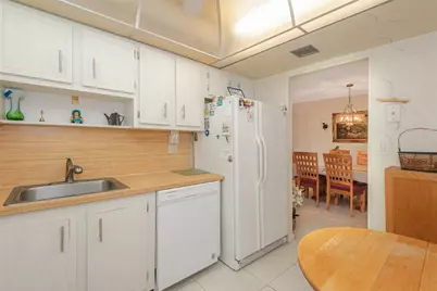 1100 Sant Charles Place #207, Hollywood, FL 33026 - Photo 11
