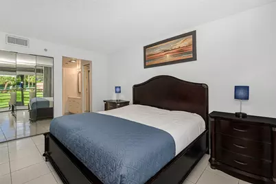 1300 Saint Charles Pl Pembroke Pines #L20, Hollywood, FL 33026 - Photo 19