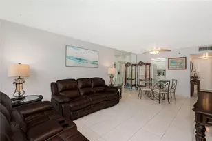 1300 Saint Charles Pl # L20 Pembroke Pines Unit, Pembroke Pines, FL 33026 - Photo 5