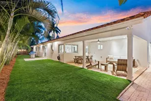 2750 NE 35th Ct, Fort Lauderdale, FL 33308 - Photo 7