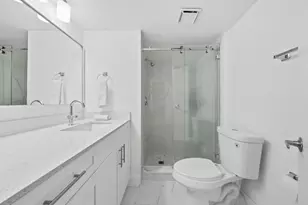 9660 Sunrise Lakes Blvd, Sunrise, FL 33322 - Photo 15