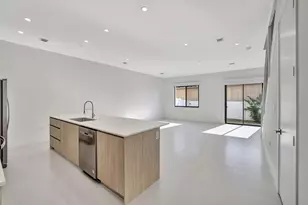 4208 NE 7th Terrace, Oakland Park, FL 33334 - Photo 7