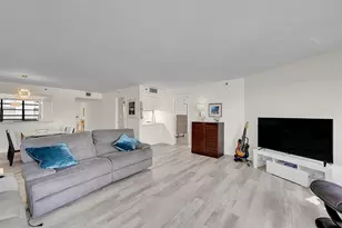 812 N Ocean Blvd, Pompano Beach, FL 33062 - Photo 17