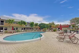 860 SE 6th Ave, Deerfield Beach, FL 33441 - Photo 43