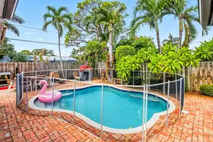 1708 NE 47th St, Oakland Park, FL 33334 - Photo 27