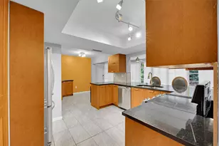 6501 NW 24th Ct, Sunrise, FL 33313 - Photo 9