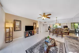 5250 Las Verdes Cir, Delray Beach, FL 33484 - Photo 9