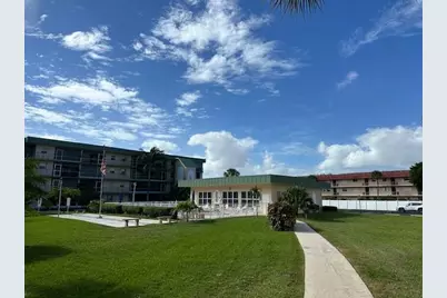 808 SE 7th Street #101B, Deerfield Beach, FL 33441 - Photo 9