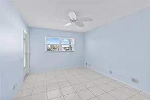 2050 NE 39th St, Pompano Beach, FL 33064 - Photo 27