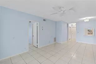 2050 NE 39th St, Pompano Beach, FL 33064 - Photo 15