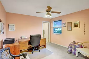 11149 Helena Dr, Hollywood, FL 33026 - Photo 15