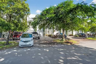 822 NE 19th Ave, Fort Lauderdale, FL 33304 - Photo 31