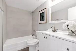 2900 NE 30th St, Fort Lauderdale, FL 33306 - Photo 13