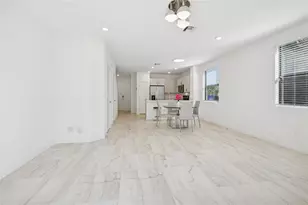 180 SE 5th Ct, Deerfield Beach, FL 33441 - Photo 7