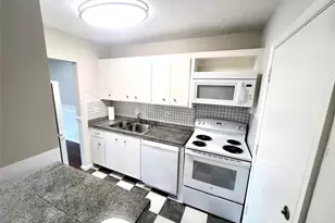 2270 NE 68th St, Fort Lauderdale, FL 33308 - Photo 13