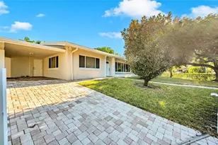 2100 Manatee Dr, Fort Lauderdale, FL 33316 - Photo 7