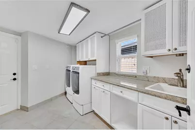 2100 Manatee Drive, Fort Lauderdale, FL 33316 - Photo 21