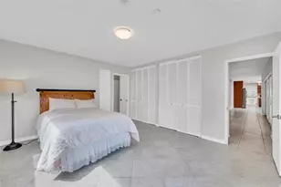 2100 Manatee Dr, Fort Lauderdale, FL 33316 - Photo 29