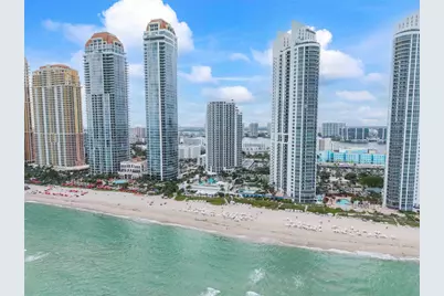 18001 Collins Avenue #2806, North Miami Beach, FL 33160 - Photo 3