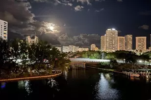 300 Diplomat Pkwy, Hallandale Beach, FL 33009 - Photo 35