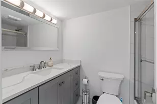 300 Diplomat Pkwy, Hallandale Beach, FL 33009 - Photo 17