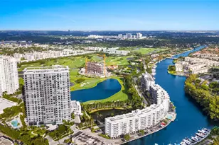 300 Diplomat Pkwy, Hallandale Beach, FL 33009 - Photo 31