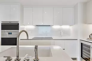 525 N Fort Lauderdale Beach Blvd, Fort Lauderdale, FL 33304 - Photo 11