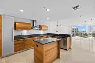 2950 NE 188th St, Aventura, FL 33180 - Photo 13