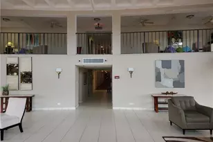 9233 SW 8th St, Boca Raton, FL 33428 - Photo 1