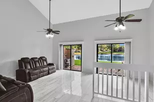 4182 S Pine Island Rd, Davie, FL 33328 - Photo 25