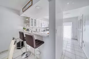 2612 W 54th Pl, Hialeah, FL 33016 - Photo 7