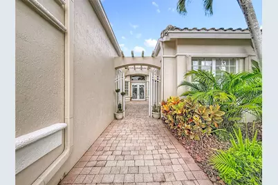 9499 Caserta Street, Lake Worth, FL 33467 - Photo 5