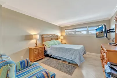 1012 N Ocean Boulevard #PH7, Pompano Beach, FL 33062 - Photo 25