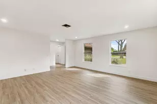 4679 Dolphin Dr, Lake Worth, FL 33463 - Photo 3