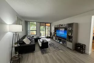 6701 N University Dr, Tamarac, FL 33321 - Photo 9