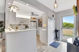 2615 NE 3rd Ct, Boynton Beach, FL 33435 - Photo 5