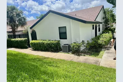 8951 SW 19th Street #B, Boca Raton, FL 33433 - Photo 1