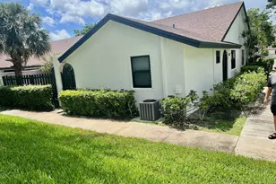 8951 SW 19th St, Boca Raton, FL 33433 - Photo 1