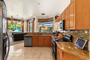 525 Stonemont Ln, Weston, FL 33326 - Photo 9