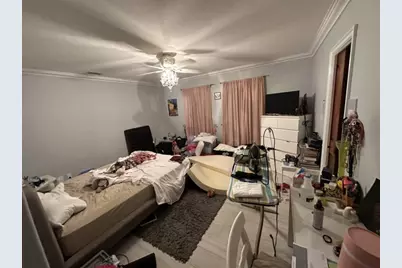 418 Alamanda Drive, Hallandale Beach, FL 33009 - Photo 11