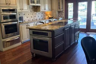 418 Alamanda Dr, Hallandale Beach, FL 33009 - Photo 3