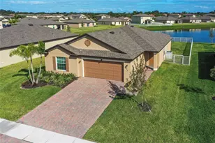 973 Bent Creek Dr, Fort Pierce, FL 34947 - Photo 5