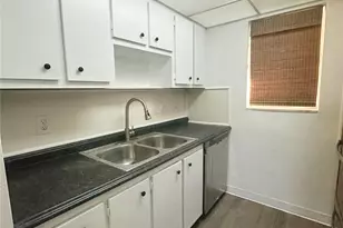 4163 SW 67th Ave, Davie, FL 33314 - Photo 7