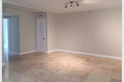 1470 N Dixie Highway #11, Fort Lauderdale, FL 33304 - Photo 3