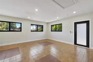 617 NE 38th St, Oakland Park, FL 33334 - Photo 19